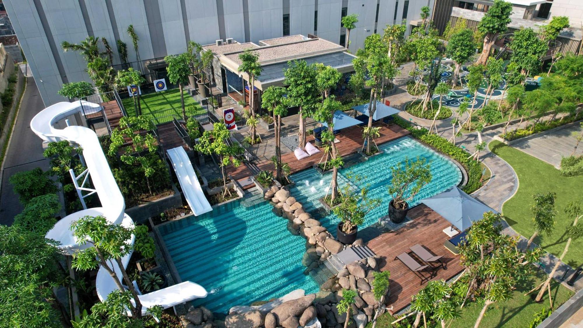 Padma Hotel Semarang Exteriér fotografie